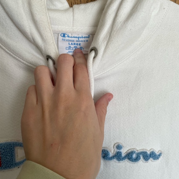 Champion sweatshirt - Picture 2 of 2